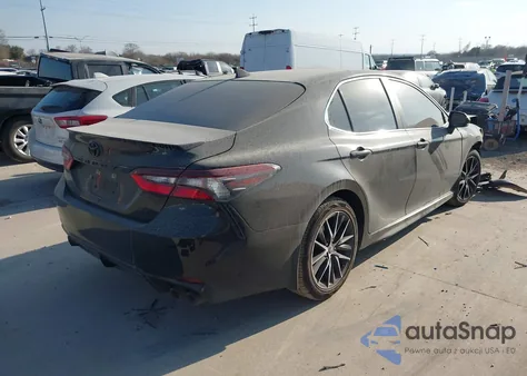2021 Toyota Camry Se z USA, uszkodzony, nr VIN 4T1G11AK2MU534998